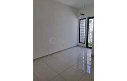 Persiaran Elmina, Sungai Buloh, Selangor 40160