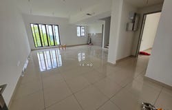 Jalan Laman Timur, Taman Melawati, Kuala Lumpur 53100