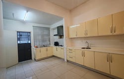 Kemuning Utama,, Shah Alam, Selangor 40460
