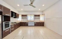Jalan Hijauan Residence, Batu 9, Batu 9th Cheras, Selangor 43200