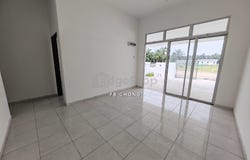 Jalan Warisan Mulia 4/1, Kota Warisan, Sepang, Selangor 43900