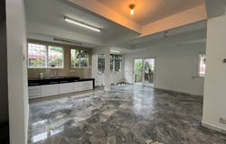 Lingkaran Industri, Batu 9th Cheras, Selangor 43000