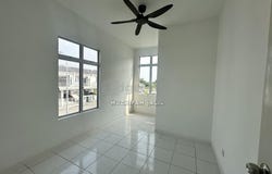 Persiaran Mahkota, Banting, Selangor 42700