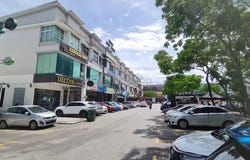 Batu Caves, Selangor 68100
