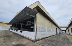 Off Jalan Bunga Raya, Labis, Johor