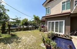 Jalan FLora, Telok Panglima Garang, Selangor 42500