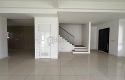 Rawang, Selangor 48020