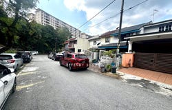 Taman Usaha Jaya, Kepong, Selangor 52100
