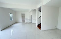 Jalan KE 9, Rawang, Selangor 48000
