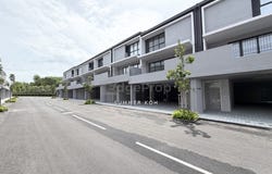 Seri Kembangan, Selangor 43300
