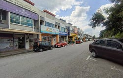 Taman Tinggi , Ipoh, Perak 30100