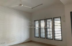 Jalan Baiduri, Dengkil, Selangor 43800