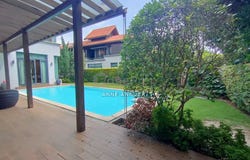 Bukit Jelutong, Selangor