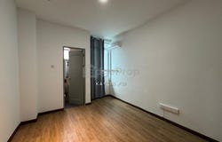 Jalan Midway Crescent, Kota Samarahan, Sarawak 94300