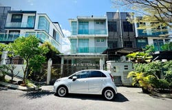 Jalan Cahaya 3, Taman Tun Dr Ismail, Kuala Lumpur 60000