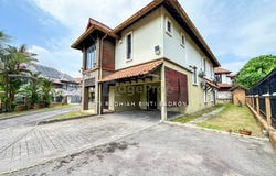 Taman Bunga Negara, Seksyen 27, Shah Alam, Selangor 40400