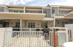 Jalan Salak Perdana, Sepang, Selangor 43900