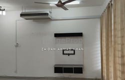 Jalan Parklands, Semenyih, Selangor 43700