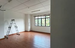 Jalan Mutiara, Puchong, Selangor 47100