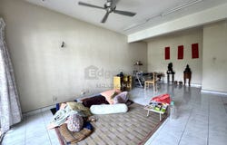 J, Shah Alam, Selangor 40460