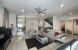 Jalan DU 5/3, Puchong, Selangor 47180