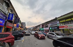 Batu Caves, Selangor 68100