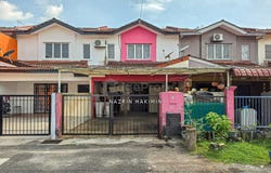 Persiaran Desa Puteri, Rawang, Selangor