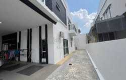 Ipoh, Perak 30010