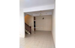 Off Jalan Perajurit, Ipoh, Perak 31400