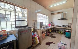 Jalan DC 1, Sungai Buloh, Selangor 47000