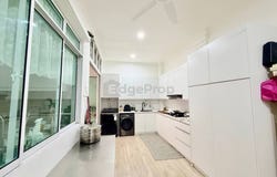 Seri Kembangan, Selangor 43300