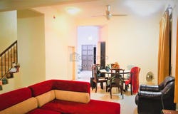 Jalan Warisan Mulia 4/1, Kota Warisan, Sepang, Selangor 43900