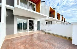 Jalan Ruby, Kampung Selangor Dredging, Dengkil, Selangor 43800