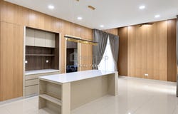 J, Shah Alam, Selangor 40170