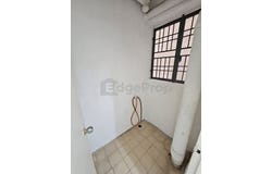 Jalan BS 4/2, Seri Kembangan, Selangor 43300