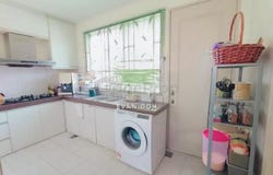 Jalan Mutiara, Puchong, Selangor 47100