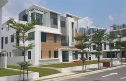 Jalan LPR 5, Lake Point Residence, Cyberjaya, Selangor 63000