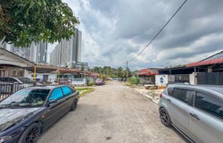 Jalan 1/18, Semenyih, Selangor 43500