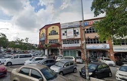 J, Seri Kembangan, Selangor 43300