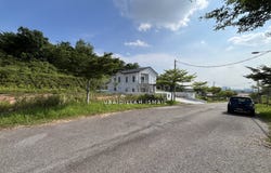 Desa Sri Haneco, Semenyih, Selangor 43500
