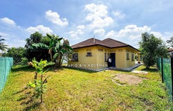 Persiaran Mahkota, Banting, Selangor 42700