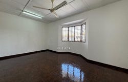 Off Persiaran Raja Muda Musa, Port Klang, Selangor 42000