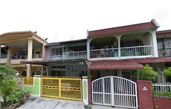 Batu Caves, Selangor 68100