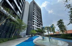 Jalan Anggerik, Bluwater Estate, Seri Kembangan, Selangor 43300
