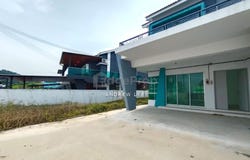 Lahat, Ipoh, Perak 31500