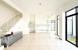 Persiaran Mokhtar Dahari, Bandar Puncak Alam, Selangor 47000