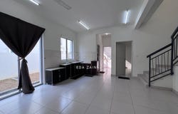 Bandar Puncak Alam, Selangor 45010