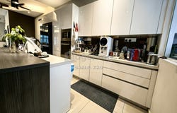 Jalan Bestari Canary Garden Bandar Bestari Klang , Klang, Selangor 41200
