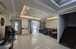 Jalan Mutiara, Puchong, Selangor 47100