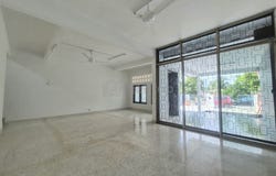 Persiaran Kayangan, Section 10, Shah Alam, Selangor 40100